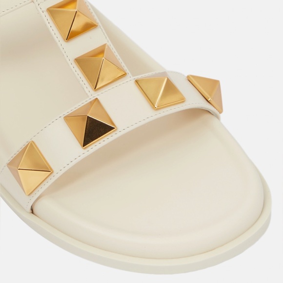 NEW! VALENTINO GARAVANI Roman Stud Leather Slides - Picture 5 of 14